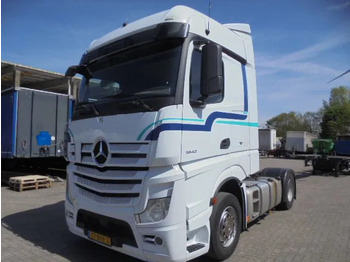 Tractor unit MERCEDES-BENZ Actros 1842