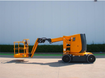 Articulated boom lift HAULOTTE