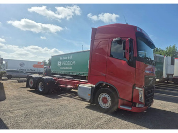 Cab chassis truck VOLVO FH 540