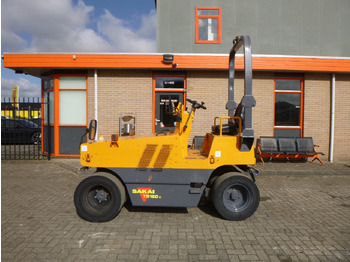 Pneumatic roller SAKAI