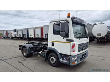 Leasing of  MAN TGL 12.180 4x2 BB EURO 3 - Hákový nosič kontejnerů MAN TGL 12.180 4x2 BB EURO 3 - Hákový nosič kontejnerů: picture 1