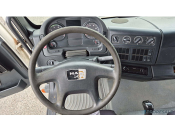 Leasing of  MAN TGL 12.180 4x2 BB EURO 3 - Hákový nosič kontejnerů MAN TGL 12.180 4x2 BB EURO 3 - Hákový nosič kontejnerů: picture 5