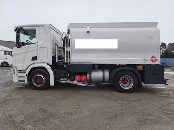 Tanker truck Scania R450: picture 5