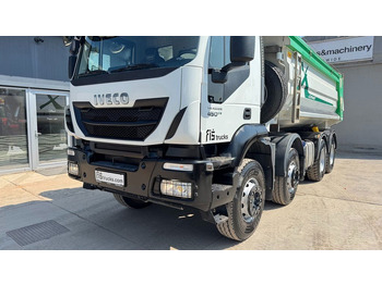 Leasing of  Iveco Trakker AD410T45 8x4 20m3 - hydr. back - 72.000km Iveco Trakker AD410T45 8x4 20m3 - hydr. back - 72.000km: picture 2