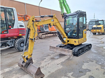 Mini excavator CATERPILLAR 302.7