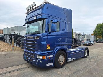 SCANIA R 560 Tractor unit