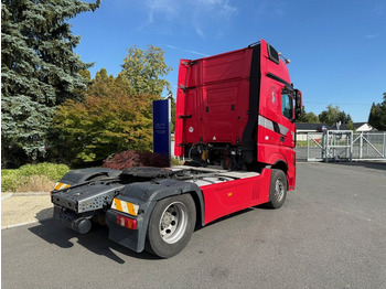 Tractor unit Mercedes-Benz 1848 Actros Gigaspace: picture 4