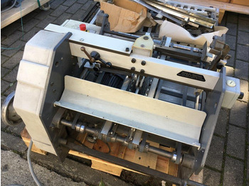 Folding machine Heidelberg steel KBi 1-36 hook-in cross-fold unit: picture 4 Folding machine Heidelberg steel KBi 1-36 hook-in cross-fold unit: picture 4