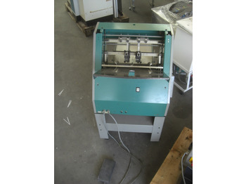 Folding machine