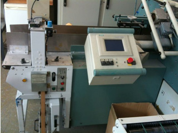 Folding machine