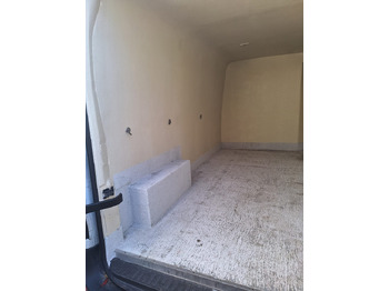 Refrigerated delivery van RENAULT MASTER 2.3 L3H2 IZOTERMA  KLIMA EURO5 [ Copy ]: picture 2