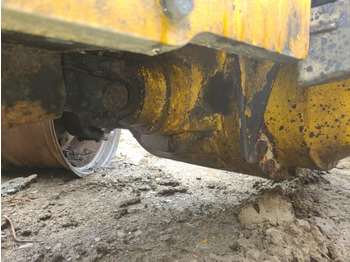 Front axle JCB