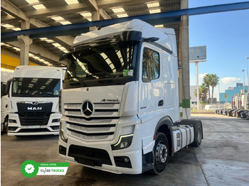 Tractor unit MERCEDES-BENZ Actros 1845