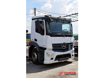 Cab MERCEDES-BENZ Antos