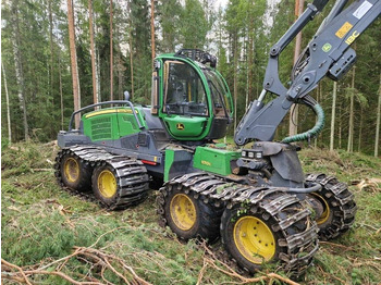 Forestry harvester John Deere 1170 G: picture 2