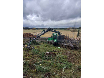 Forwarder John Deere 1510 E: picture 2