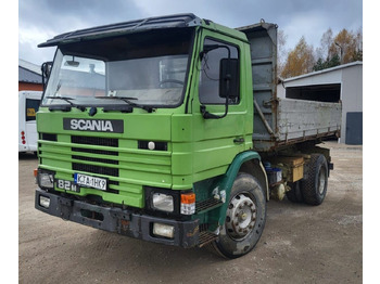 Tipper SCANIA 82