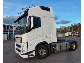 Tractor unit VOLVO FH 500