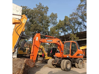 Wheel excavator DOOSAN DH150W-7