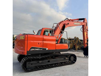 Excavator DOOSAN DX140