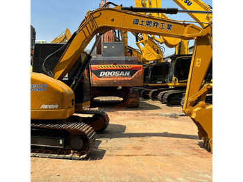 Crawler excavator CATERPILLAR 320CL