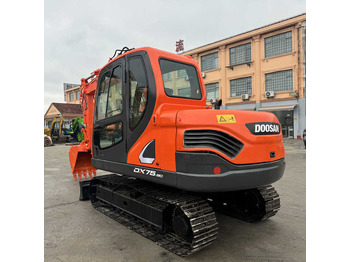 Crawler excavator DOOSAN DX75