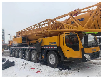 All terrain crane XCMG QAY200K