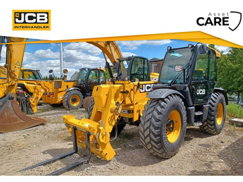 Telescopic handler JCB