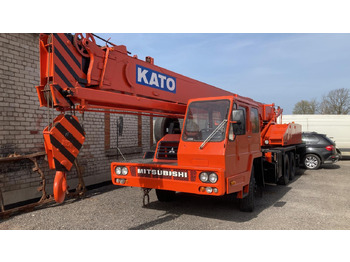 Mobile crane KATO