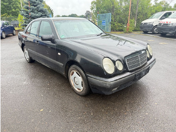 Saloon car MERCEDES-BENZ