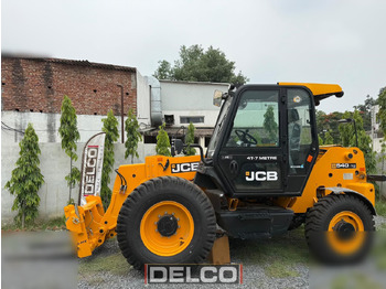 Telescopic handler JCB