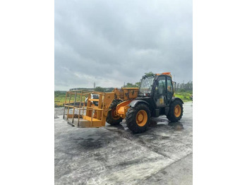 Construction equipment JCB 535: picture 2