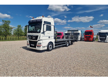 Car transporter truck MAN TGX 26.460