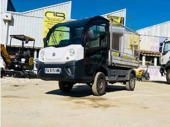 Tipper van