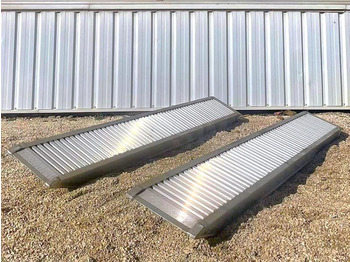 Leasing of RAMPES ALUMINIUM RAMPE DE CHARGEMENT 1 METRE 7T RAMPES ALUMINIUM RAMPE DE CHARGEMENT 1 METRE 7T: picture 4