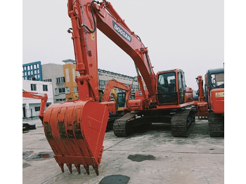 Crawler excavator Doosan DX300: picture 3 Crawler excavator Doosan DX300: picture 3