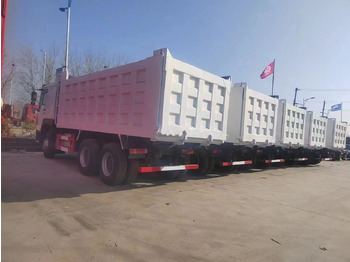 Tipper Howo 371 6x4: picture 3