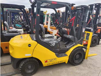Diesel forklift KOMATSU FD30: picture 5