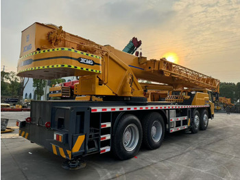 Mobile crane XCMG QY70K