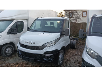 Commercial vehicle IVECO Daily 35c13