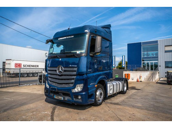Tractor unit MERCEDES-BENZ Actros 1846