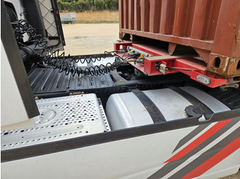 Tractor unit FORD Fmax 500: picture 4