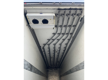 Refrigerated semi-trailer SCHMITZ SKO24 with meat hooks and 2 zone freezer: picture 2 Refrigerated semi-trailer SCHMITZ SKO24 with meat hooks and 2 zone freezer: picture 2