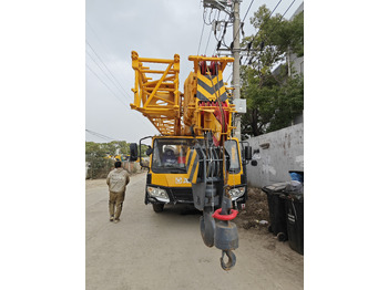 Mobile crane XCMG QY70K used 70ton truck crane: picture 5