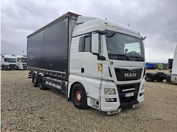 Curtain side truck MAN TGX