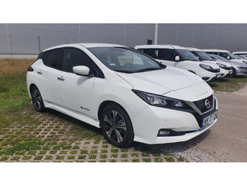 Hatchback NISSAN