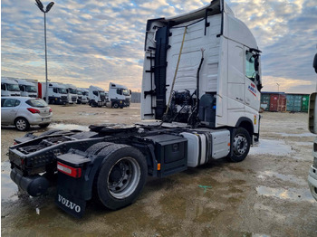 Tractor unit VOLVO FH 460 CIĄGNIK SIODŁOWY: picture 4