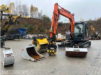 Excavator HITACHI ZX85