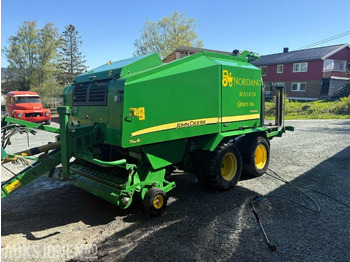 Agricultural machinery JOHN DEERE 2000 Series