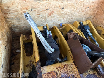 Attachment CATERPILLAR